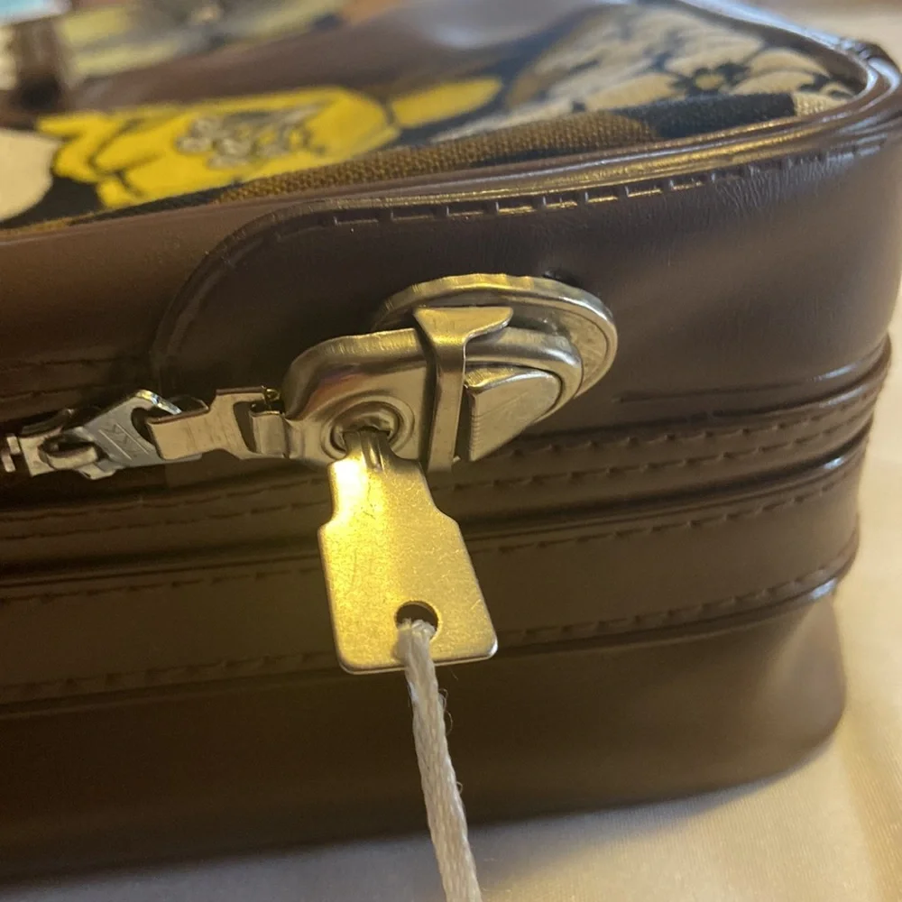 Vintage Flower Power overnight suitcase